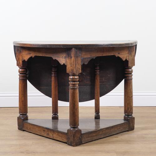 A 17TH CENTURY AND LATER OAK DROP FLAP CREDENCE TABLE
