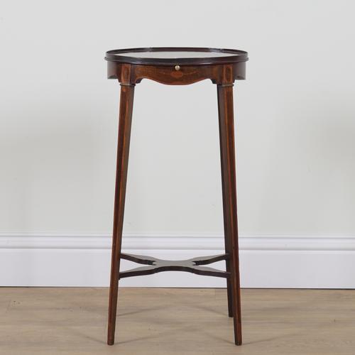 A GEORGE III MARQUETRY INLAID MAHOGANY OVAL KETTLE STAND