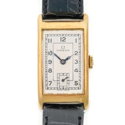 AN OMEGA 9CT GOLD RECTANGULAR CASED WRISTWATCH