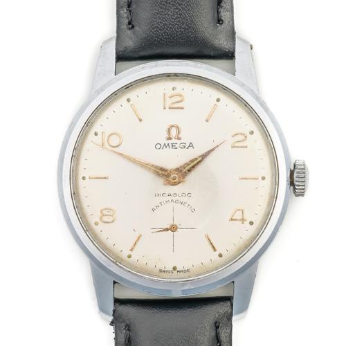 AN OMEGA STEEL BACKED GENTLEMAN'S WRISTWATCH