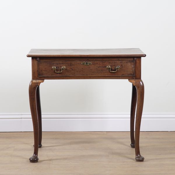 AN 18TH CENTURY MAHOGANY SINGLE DRAWER LOW BOY