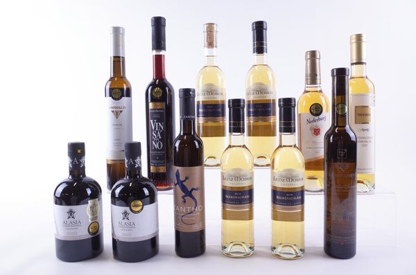 TWELVE BOTTLES DESSERT, LIQUEUR AND ICE WINE