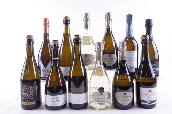 TWELVE BOTTLES SPARKLING WINE