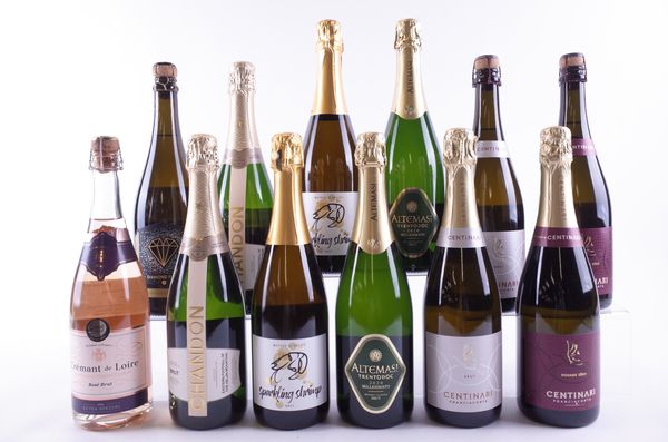 TWELVE BOTTLES SPARKLING WINE