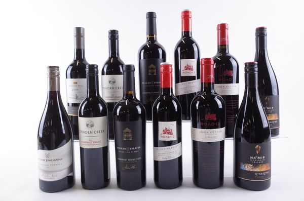 TWELVE BOTTLES CANADIAN RED WINE