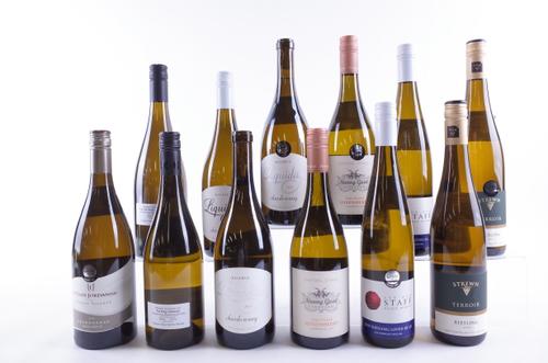 TWELVE BOTTLES CANADIAN AND NEW ZEALAND WHITE WINE