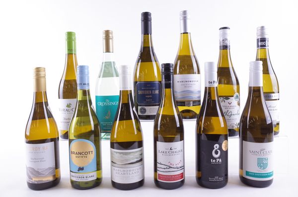 TWELVE BOTTLES NEW ZEALAND SAUVIGNON BLANC