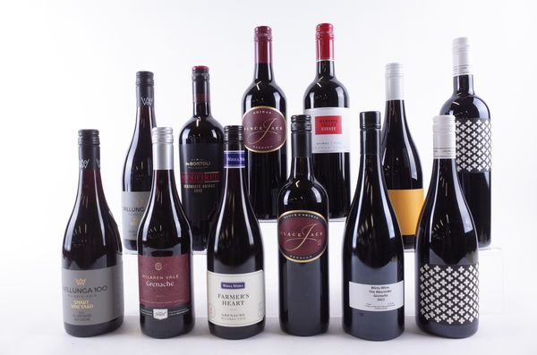 TWELVE BOTTLES AUSTRALIAN RED WINE