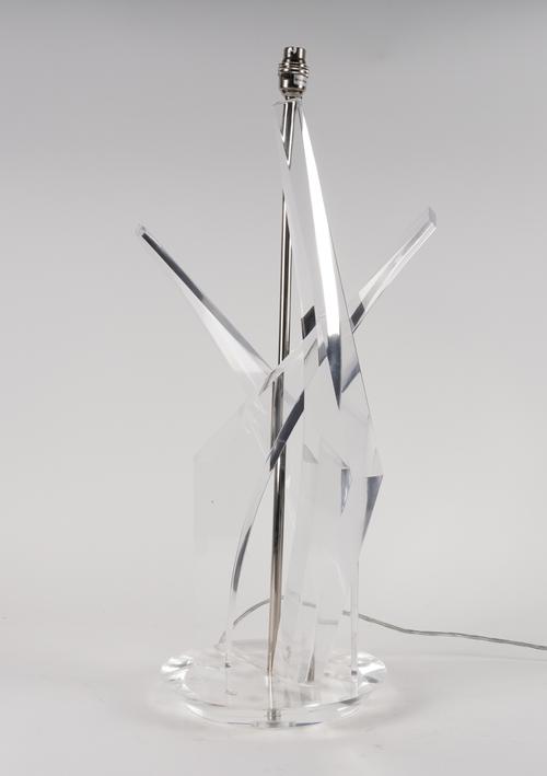 JULIAN CHICHESTER: A ‘CAMDEN TOWN’ TABLE LAMP