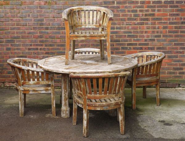 LINDSEY TEAK; A TEAK CIRCULAR GARDEN TABLE (6)