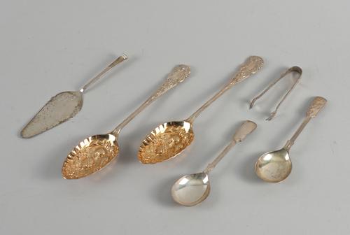 A GROUP OF SILVER