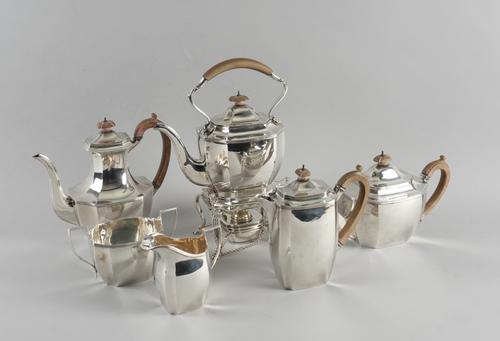 A SILVER SIX PIECE TEA AND COFFEE SET