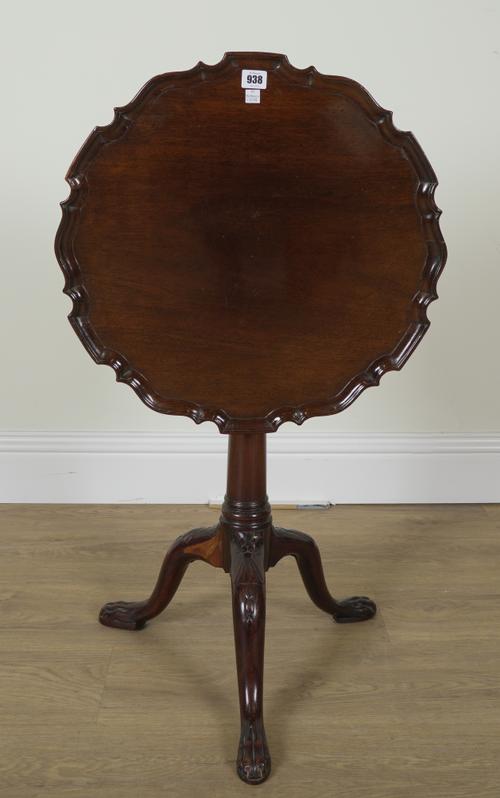 AN 18TH CENTURY AND LATER MAHOGANY TRIPOD TABLE