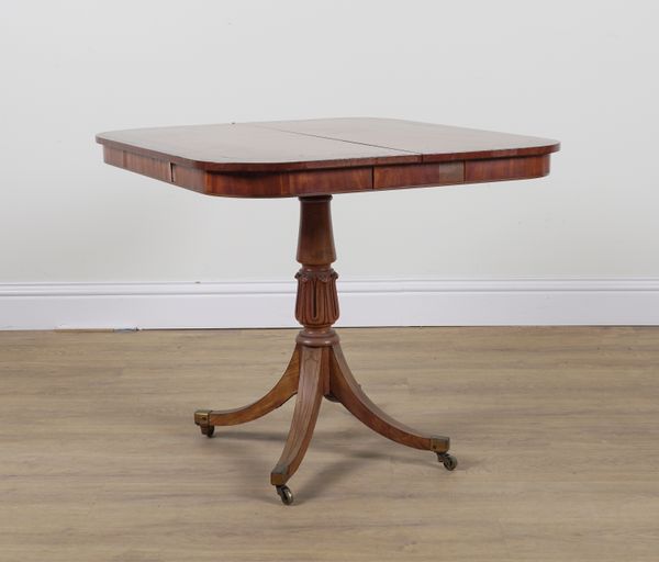 A LATE 19TH CENTURY ROSEWOOD BANDED SATINWOOD SNAP TOP OCCASIONAL TABLE