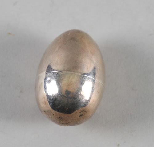 A SILVER NUTMEG GRATER