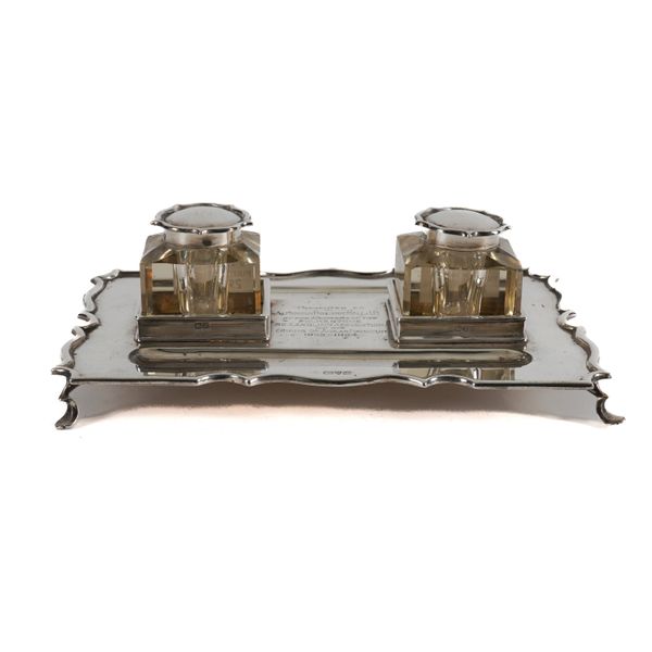 A SILVER SHAPED RECTANGULAR TWIN BOTTLE INKSTAND