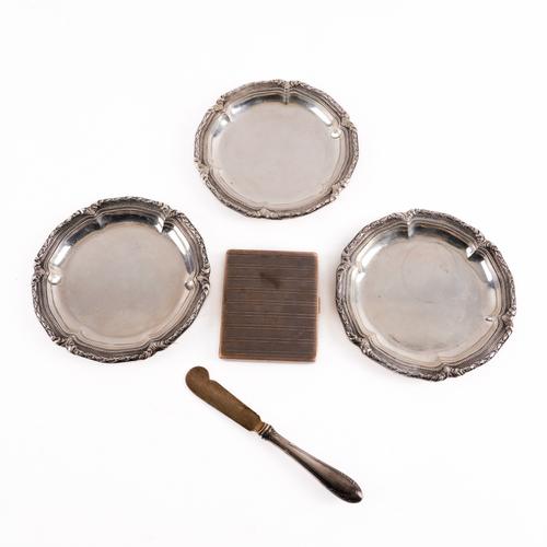 A GROUP OF GERMAN WARES (5)