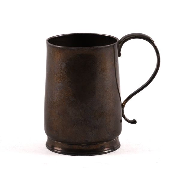 A GEORGE III SILVER MUG