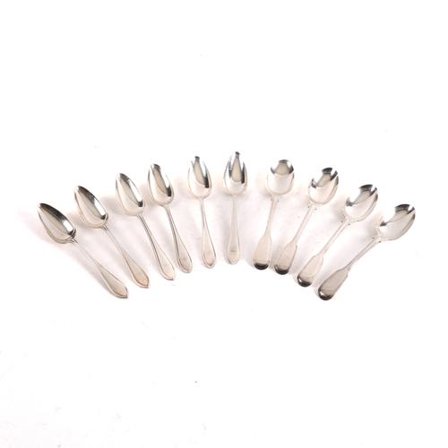 A SET OF SIX SILVER TEASPOONS AND FOUR FURTHER SILVER TEASPOONS (10)