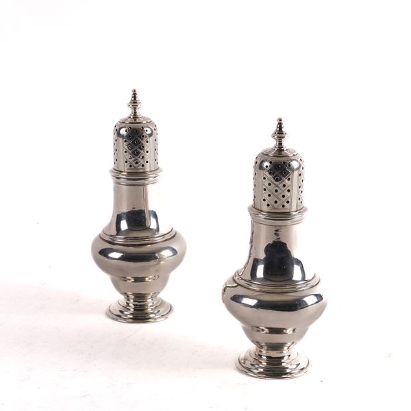 A PAIR OF GEORGE III SILVER SUGAR CASTERS (2)