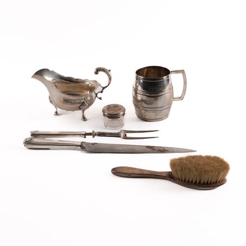 A SILVER SAUCEBOAT AND FIVE FURTHER ITEMS (6)