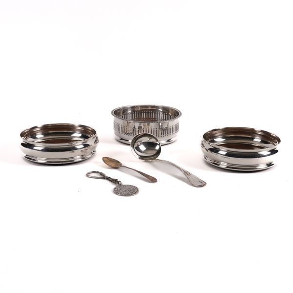 A GROUP OF SILVER, FOREIGN AND PLATED WARES (6)