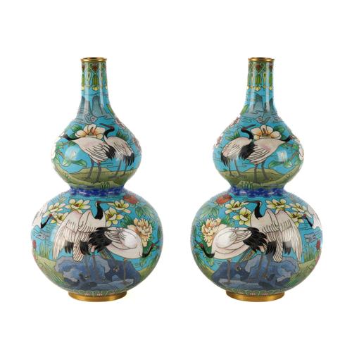 A PAIR OF CHINESE CLOISONNE VASES (2)