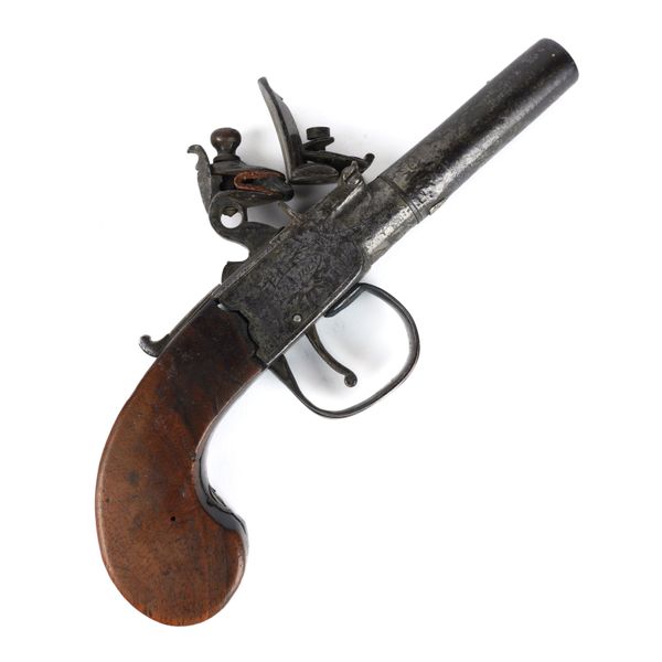 A 19TH CENTURY FLINTLOCK MUFF PISTOL (2)