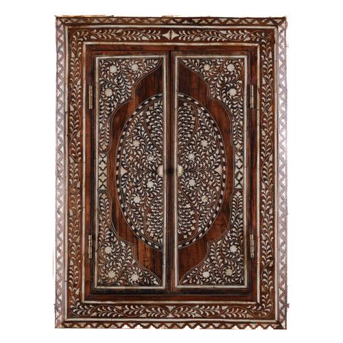 AN INIDAN VIZIGAPATAM BONE INLAID HARDWOOD WALL MIRROR
