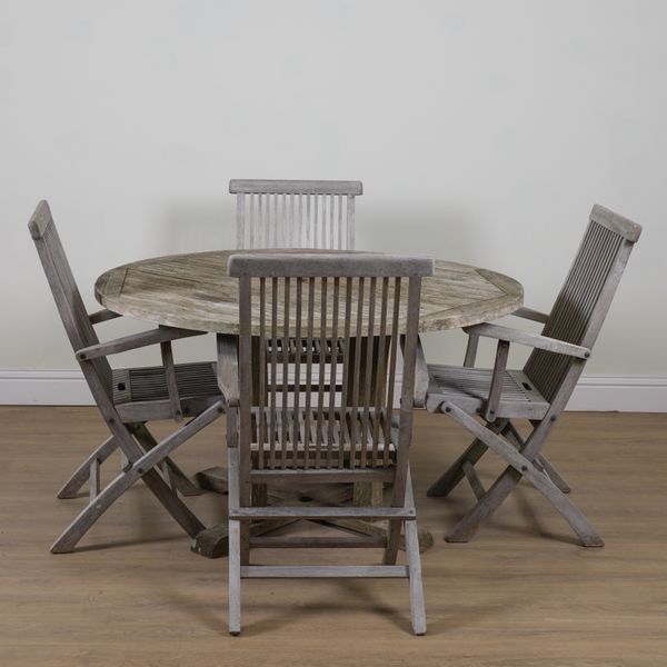 A SLATTED HARDWOOD CIRCULAR GARDEN TABLE (5)