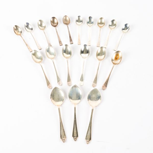 A GROUP OF SILVER SPOONS (19)