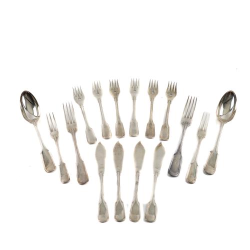 A CONTINENTAL FIDDLE AND THREAD PART TABLE SERVICE