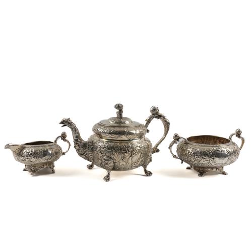 A GROUP OF IRISH TEA WARES (3)