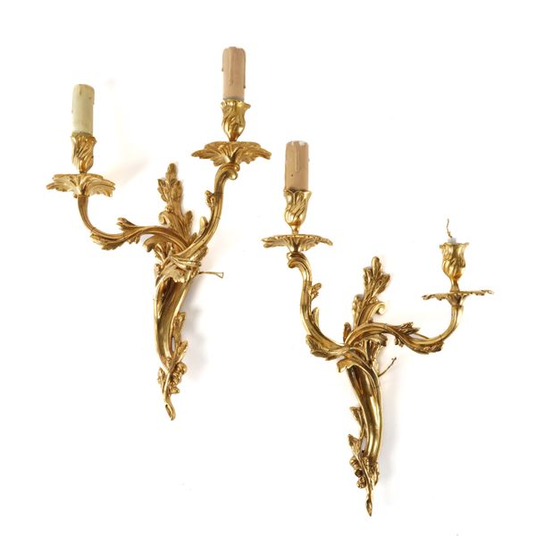 A PAIR OF LOUIS XV STYLE GILT-METAL ACANTHUS TWIN-LIGHT WALL APPLIQUES (2)