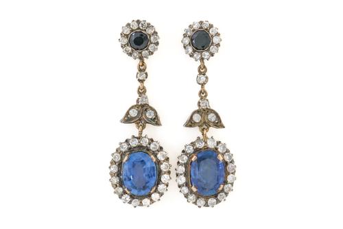 A PAIR OF SAPPHIRE AND DIAMOND CLUSTER EARRINGS