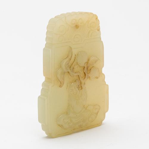 A CHINESE CELADON JADE PENDANT