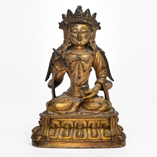 A CHINESE GILT-BRONZE FIGURE OF AMITAYUS