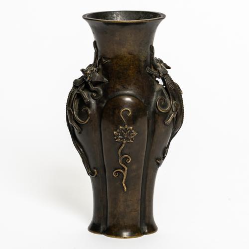 A CHINESE BRONZE VASE
