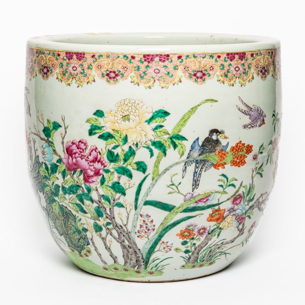 A LARGE CHINESE FAMILLE-ROSE FISHBOWL