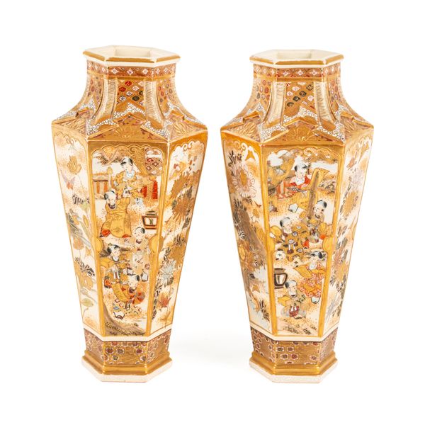 A PAIR OF JAPANESE SATSUMA VASES (2)