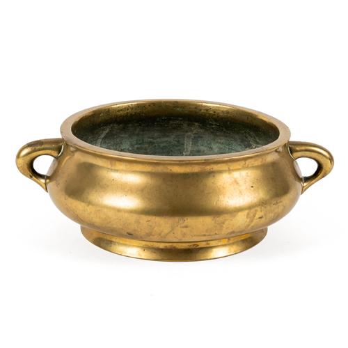 A LARGE CHINESE POLISHED BRONZE CENSER