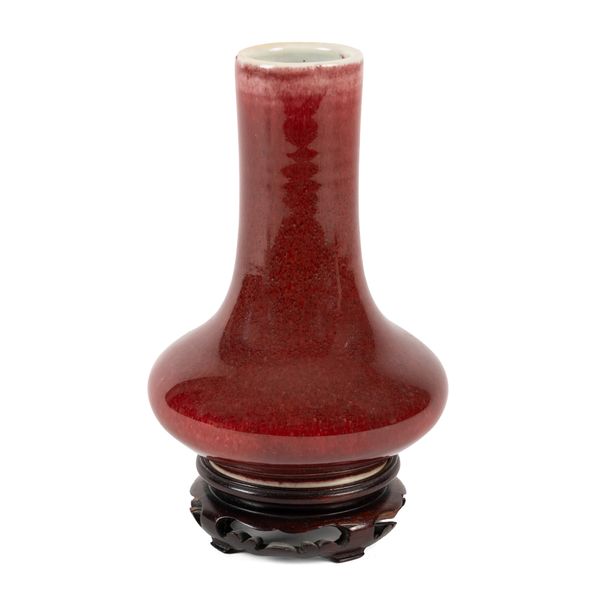 A CHINESE PORCELAIN LANGYAO BOTTLE VASE (2)