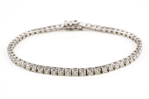 A DIAMOND LINE BRACELET (2)