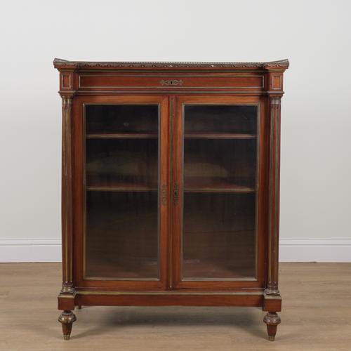 A LATE 19TH CENTURY FRENCH GILT METAL MOUNTED MARBLE TOPPED DISPLAY CABINET