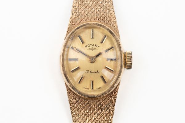 A ROTARY 9CT GOLD LADY'S BRACELET WRISTWATCH