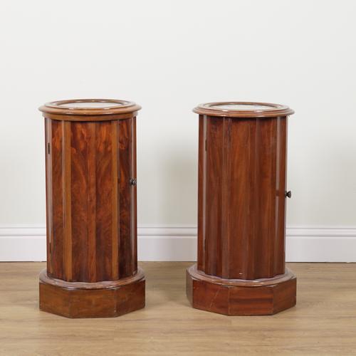 A NEAR PAIR OF 19TH CENTURY MAHOGANY NIGHT STANDS (2)