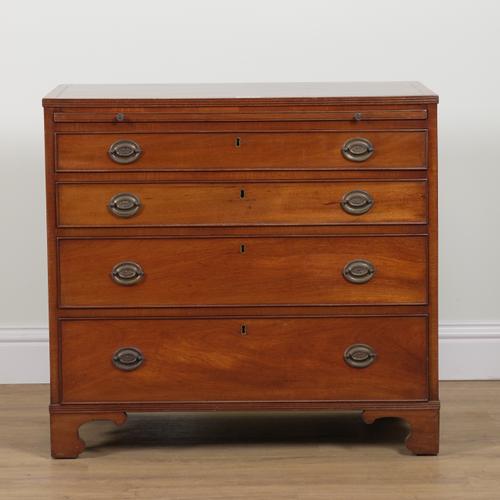 A MAHOGANY FOUR DRAWER CHEST