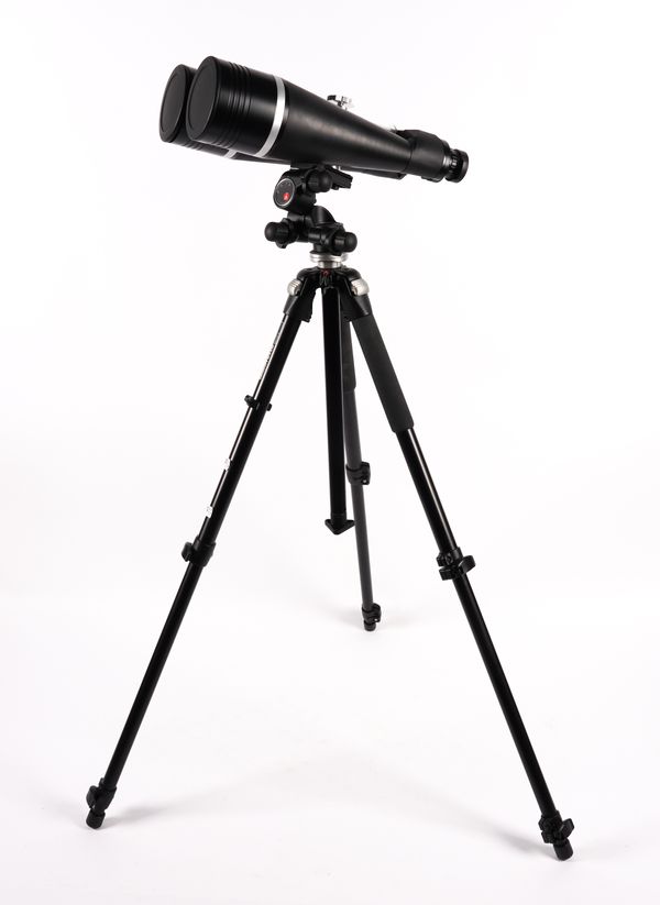 A PAIR OF MODERN 25x100 BINOCULARS WITH MANFROTTO TRIPOD