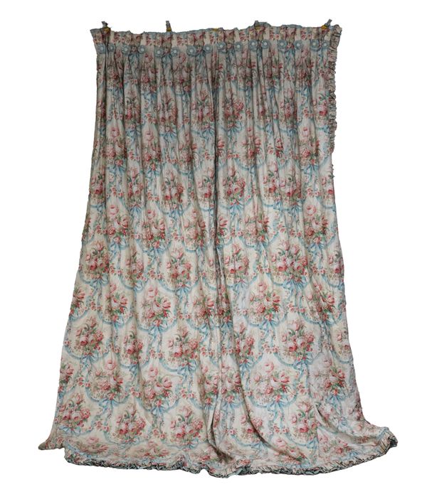 A PAIR OF WAX GLAZED COTTON FLORAL 'CHINTZ' CURTAINS, A SINGLE CURTAIN AND VARIOUS TIE BACKS (QTY)