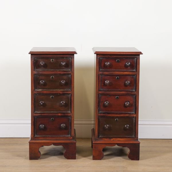 A PAIR OF MAHOGANY FOUR DRAWER BED SIDE CHESTS (2)